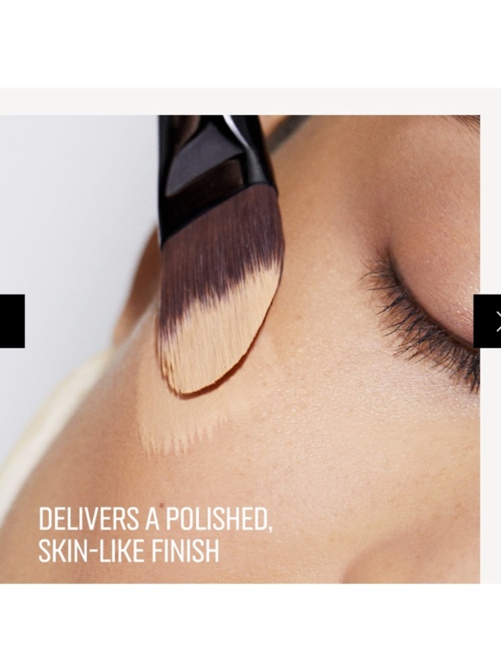 Bobbi Brown Foundation Brushes (2) &  Blush BB cosmetic bag - Picture 8 of 9